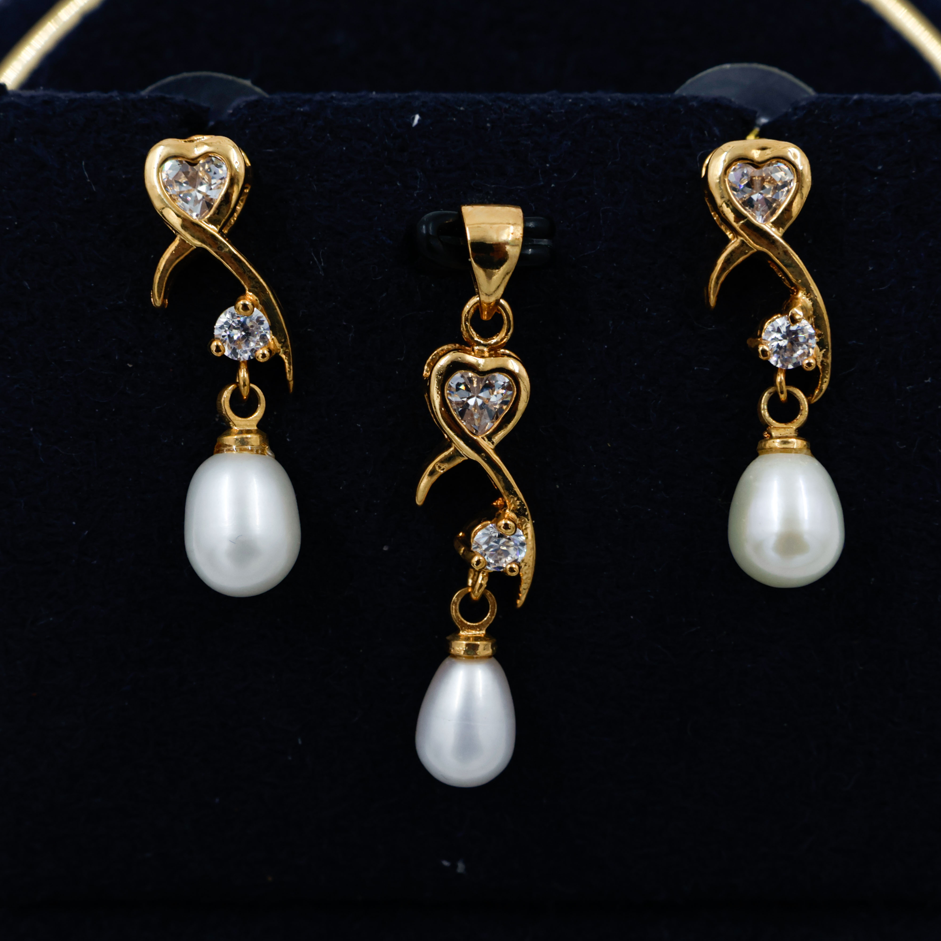 Pearl Pendant Set Without Chain